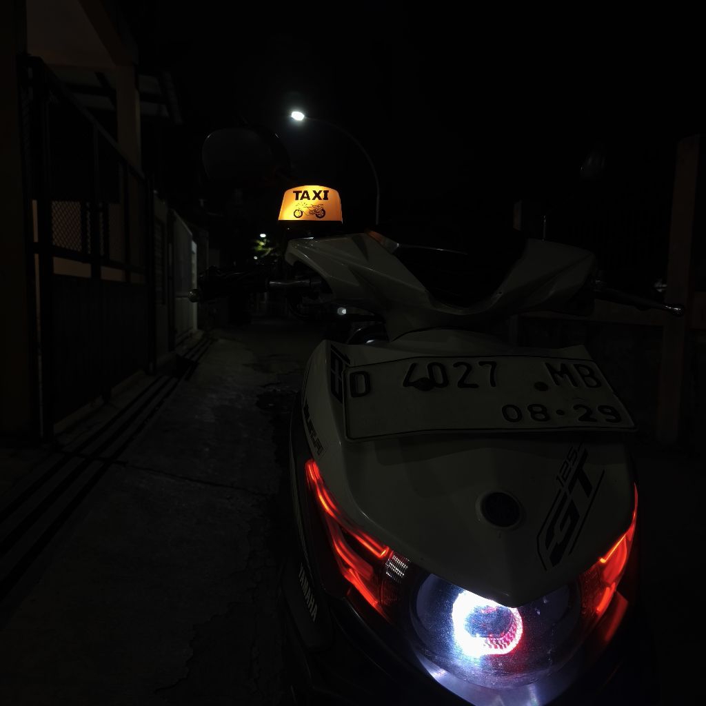 LAMPU VARIASI OJOL TAXOL GOJEK GRAB MAXIM UBER OJEK ONLINE OJEK ONLEN TAXI ONLEN ICON TAXI UBER LAMP