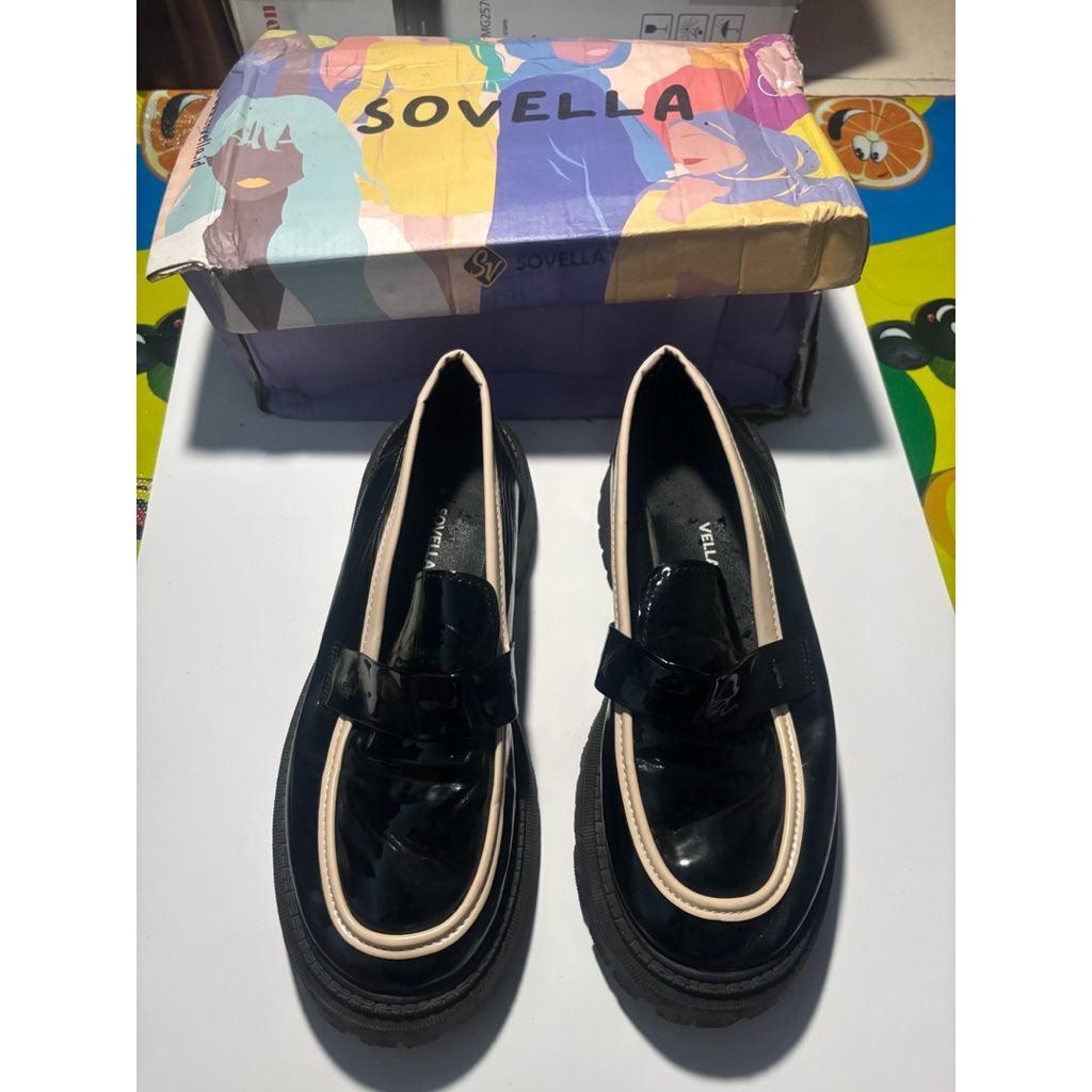 Sepatu Wanita Sovella Hitam