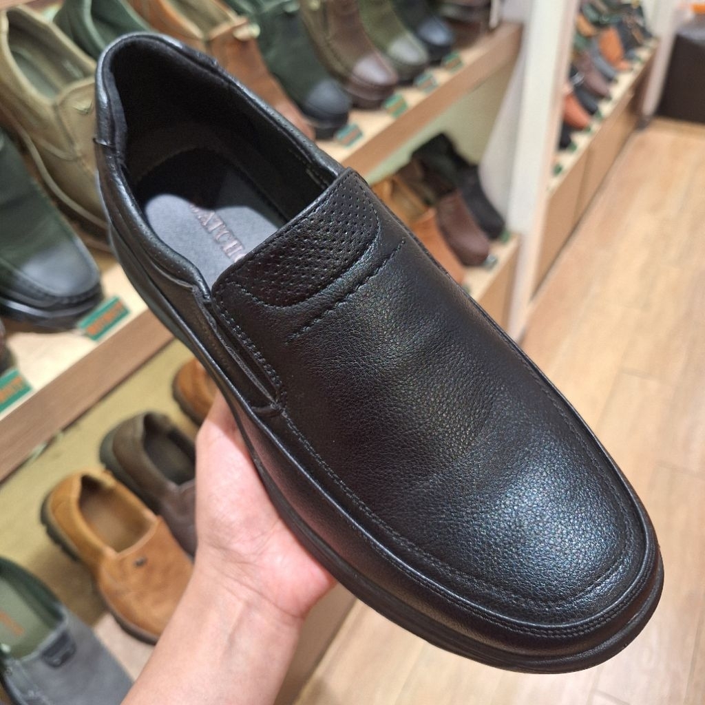 SEPATU FORMAL PRIA MOCCASIN WATCHOUT