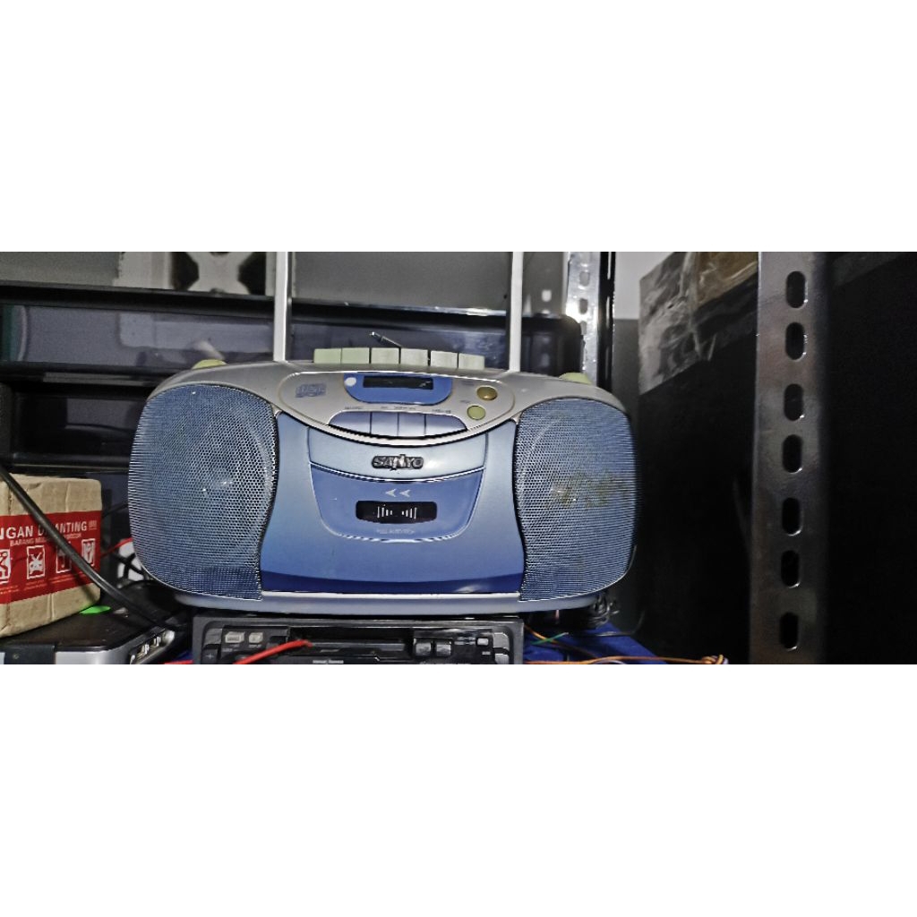 MINI COMPO SANYO MCD v66