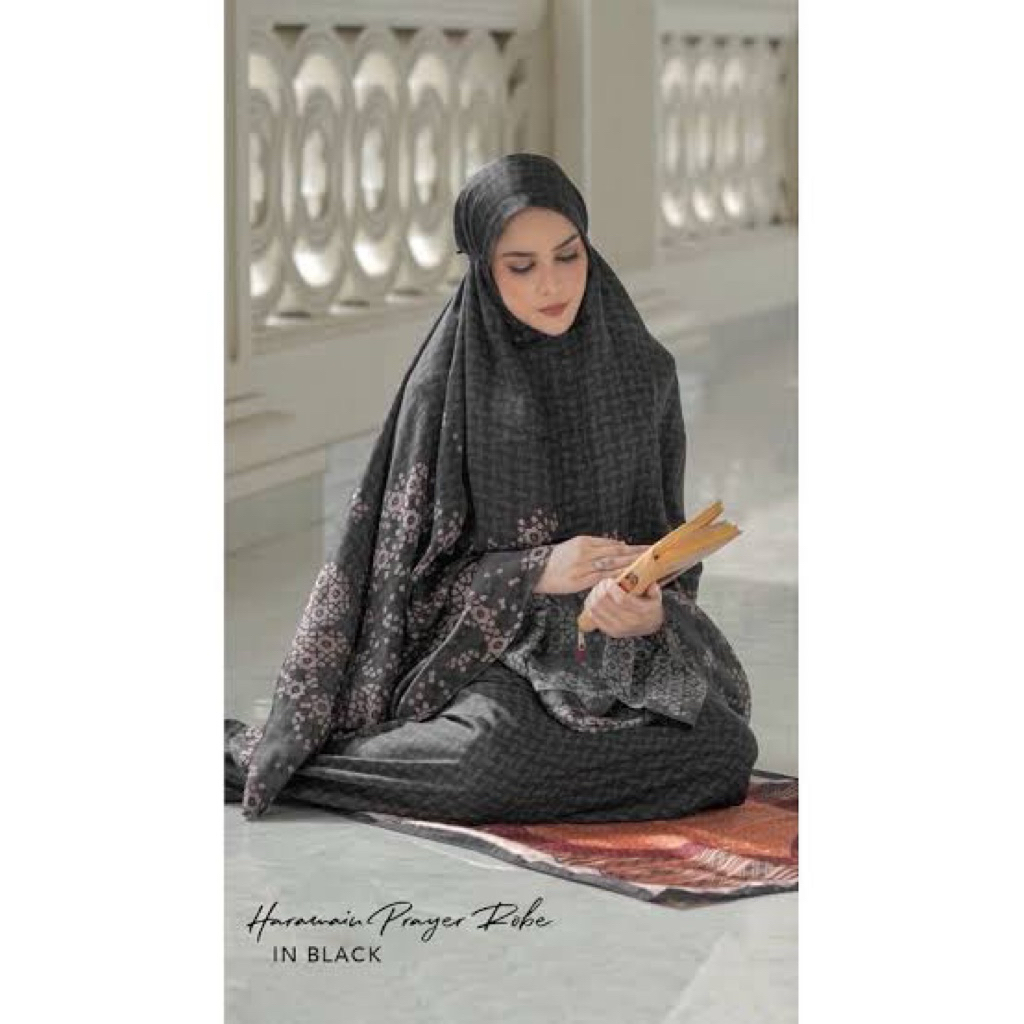 BUTTONSCARVES - PRAYER ROBE - HARAMAIN - BLACK