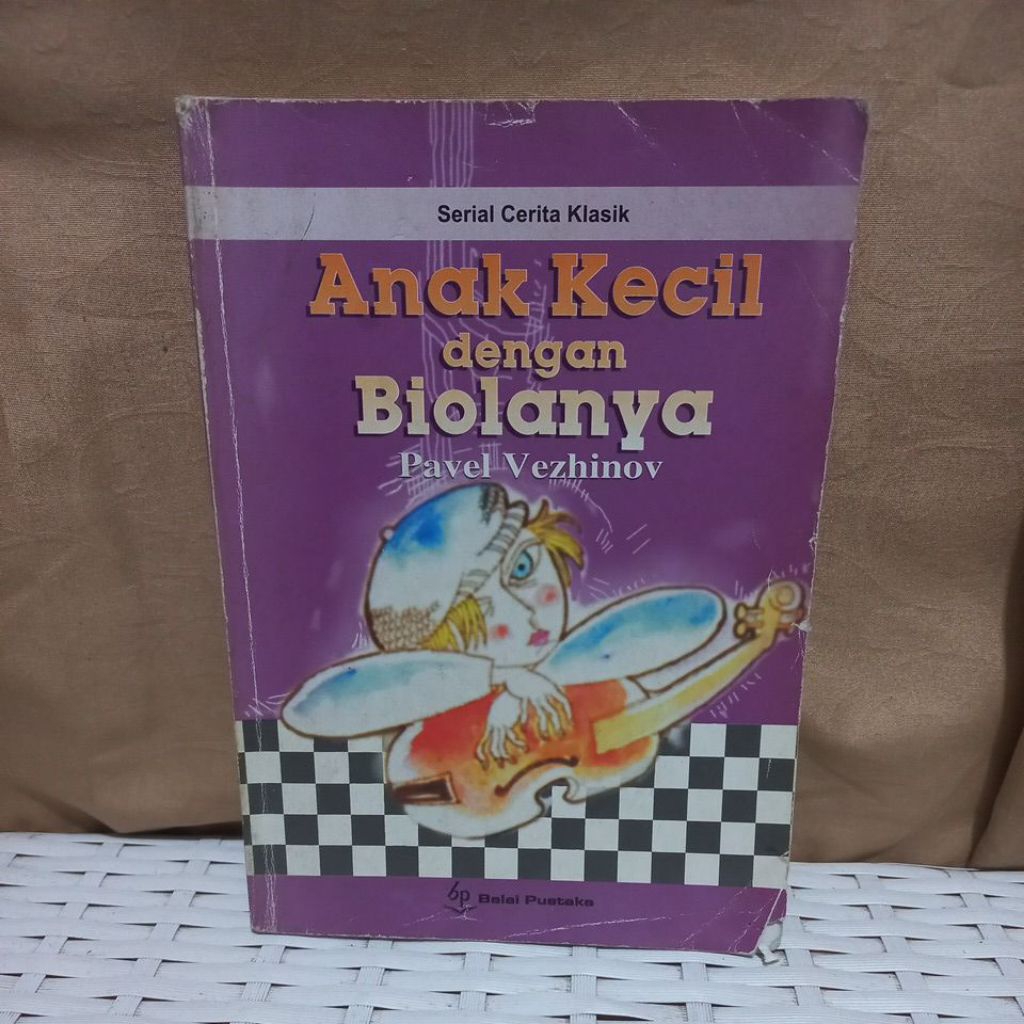ANAK KECIL DENGAN BIOLANYA - PAVEL VEZHINOV