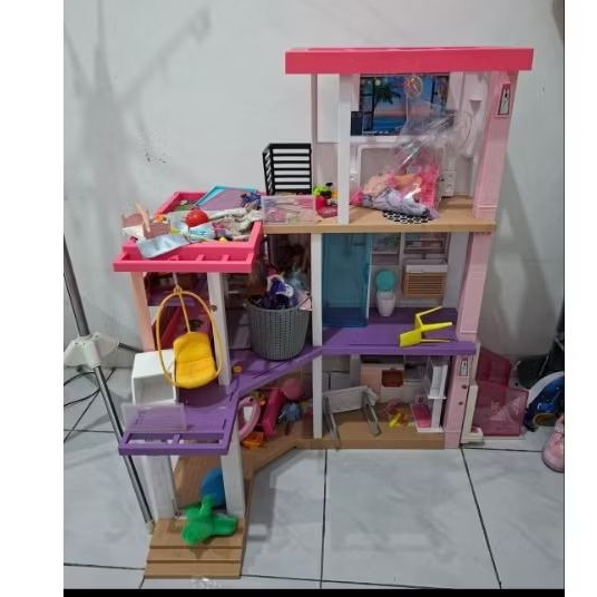 Preloved Rumah Barbie - Mainan Rumah Barbie