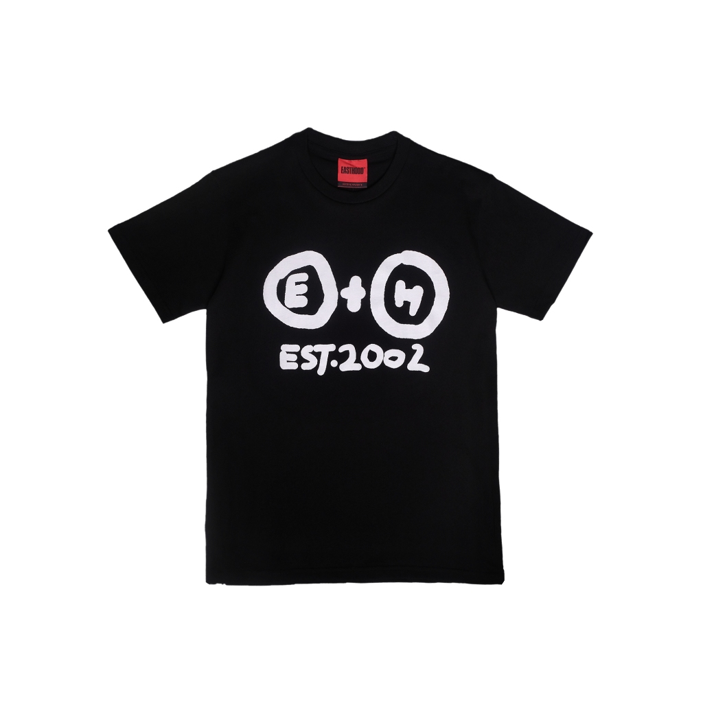 Easthood Fangss Kaos Lengan Pendek Hitam