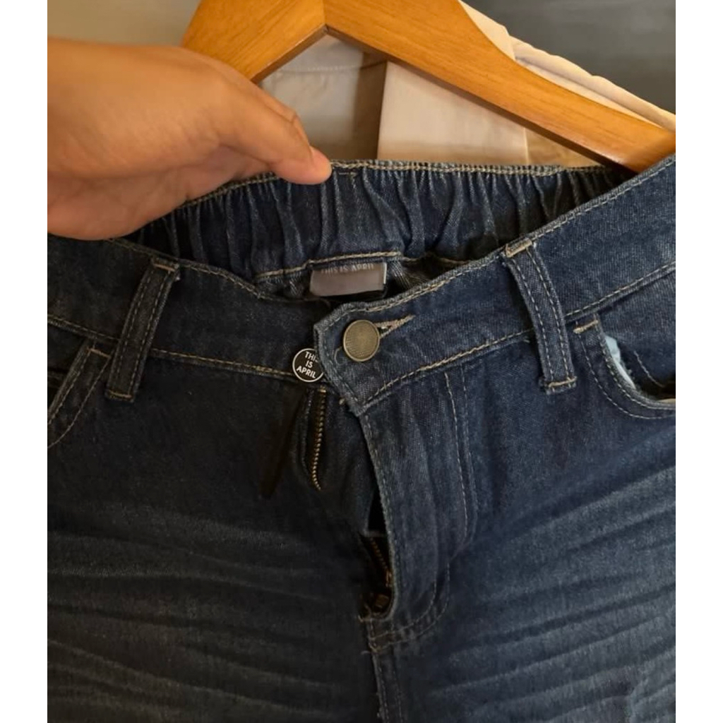 celana jeans this is april