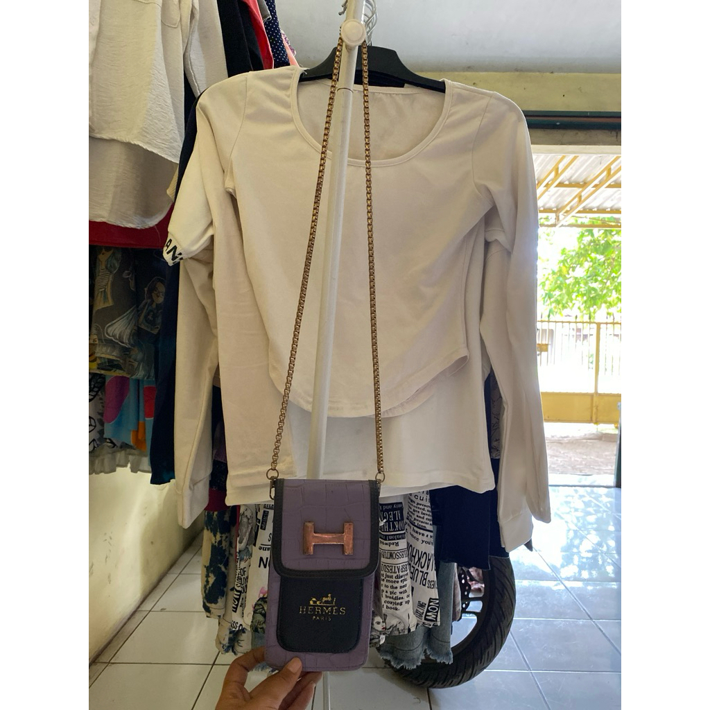 Tas selempang ungu rantai