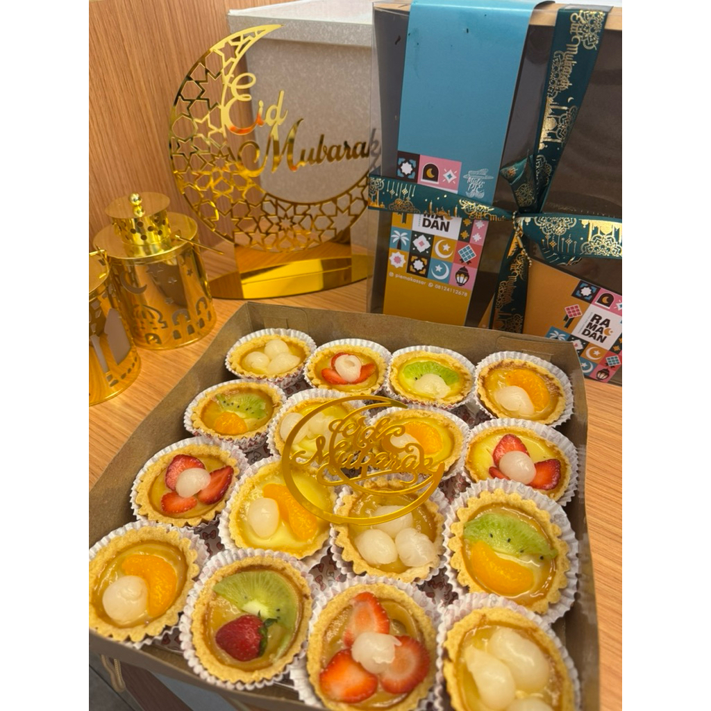 Hampers Mini Pie Buah 16 pcs Mister Pie Makassar Idul Fitri Lebaran