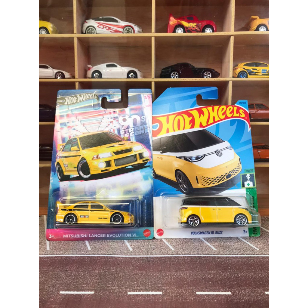 Hot Wheels 90’s Mitsubishi Lancer Evolution VI & Hot Wheels Volkswagen ID Buzz