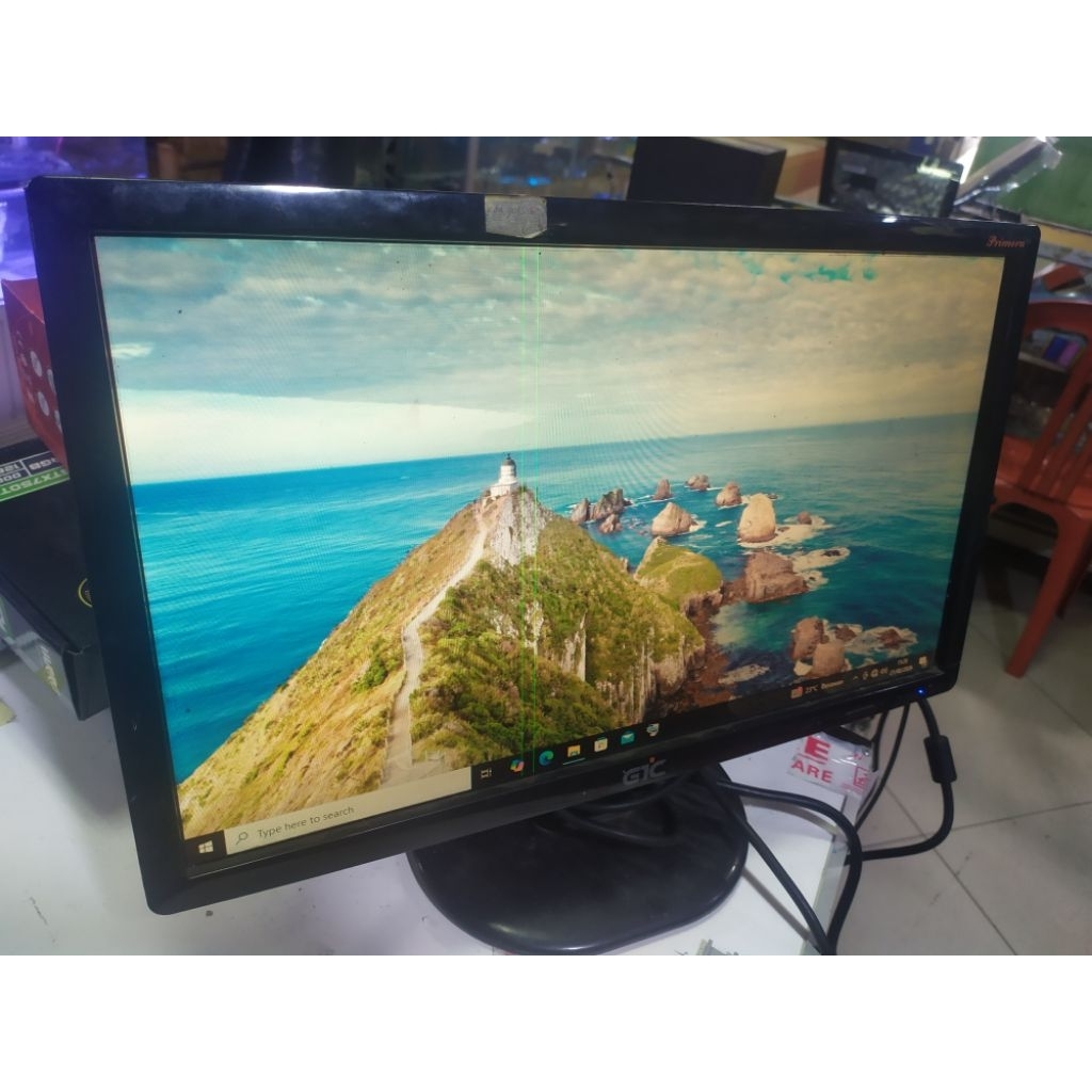 MONITOR  GTC  19 INCH MINUSAN GARIS
