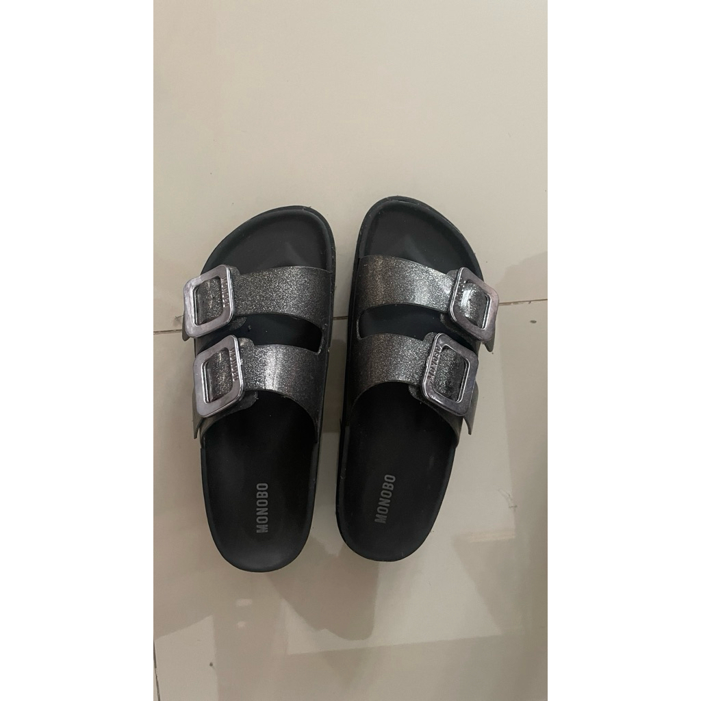 sandal monobo bangkok Thailand hitam glitter