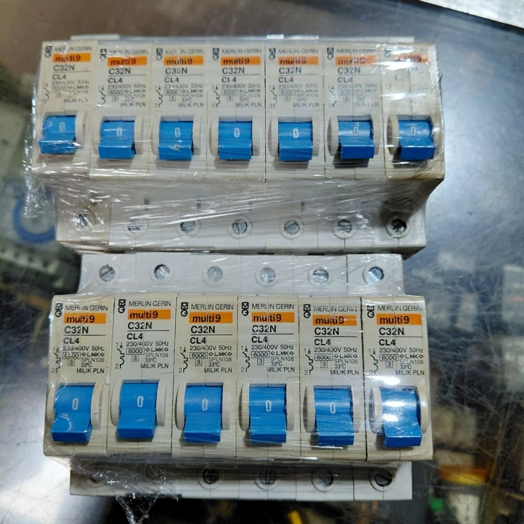 Mcb Merlin Gerin Multi9 C32N PLN CL4/4 AMPERE 1Phase/Mcb 4Ampere 1p
