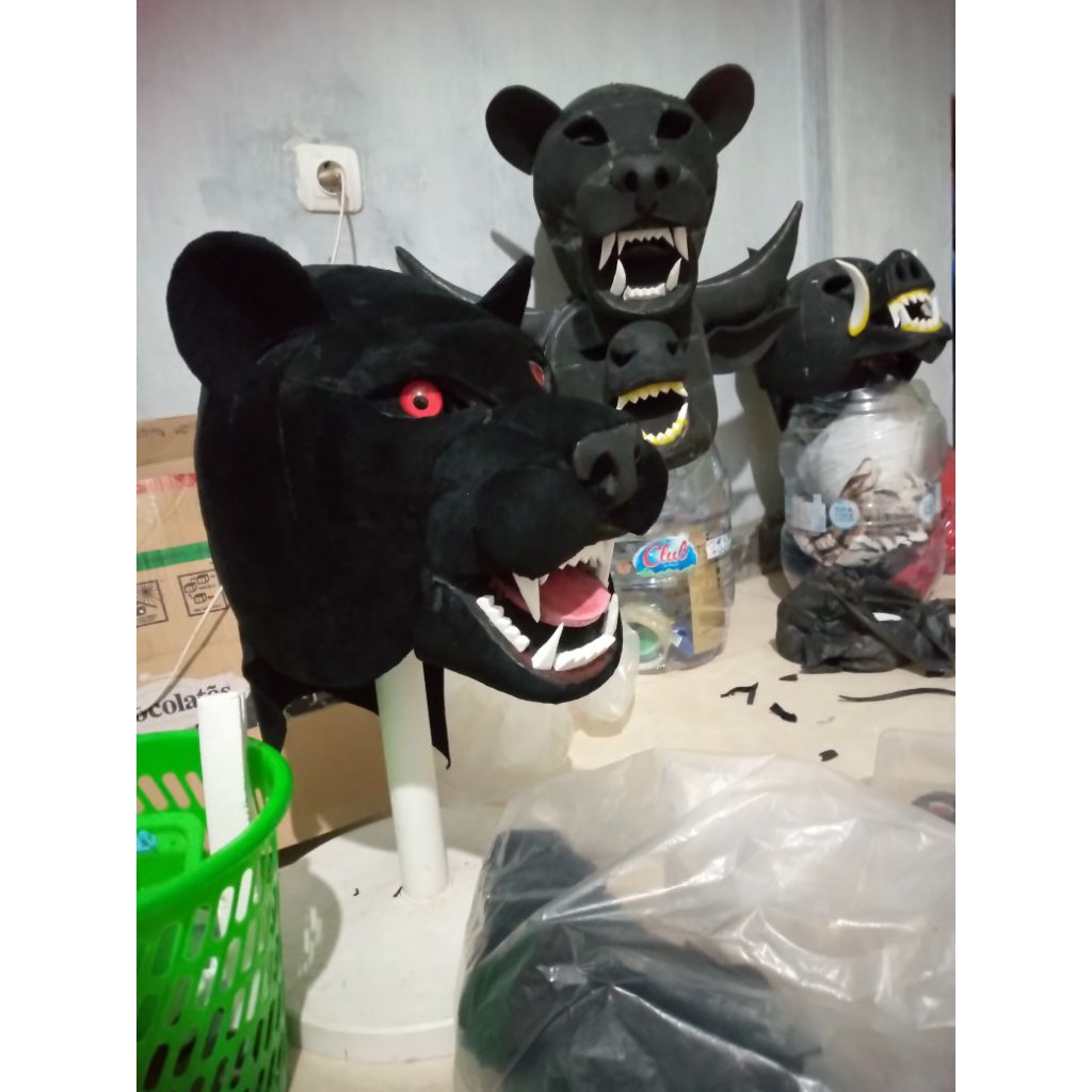 Topeng Macan Kumbang Hitam