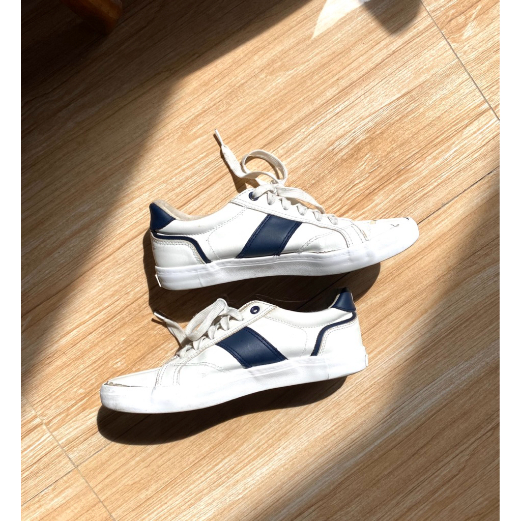 Sepatu Sneakers Airwalk Original White Navy - Unisex