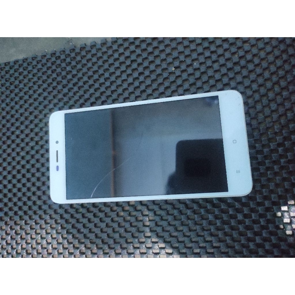 Lcd redmi 4a nyala + frame