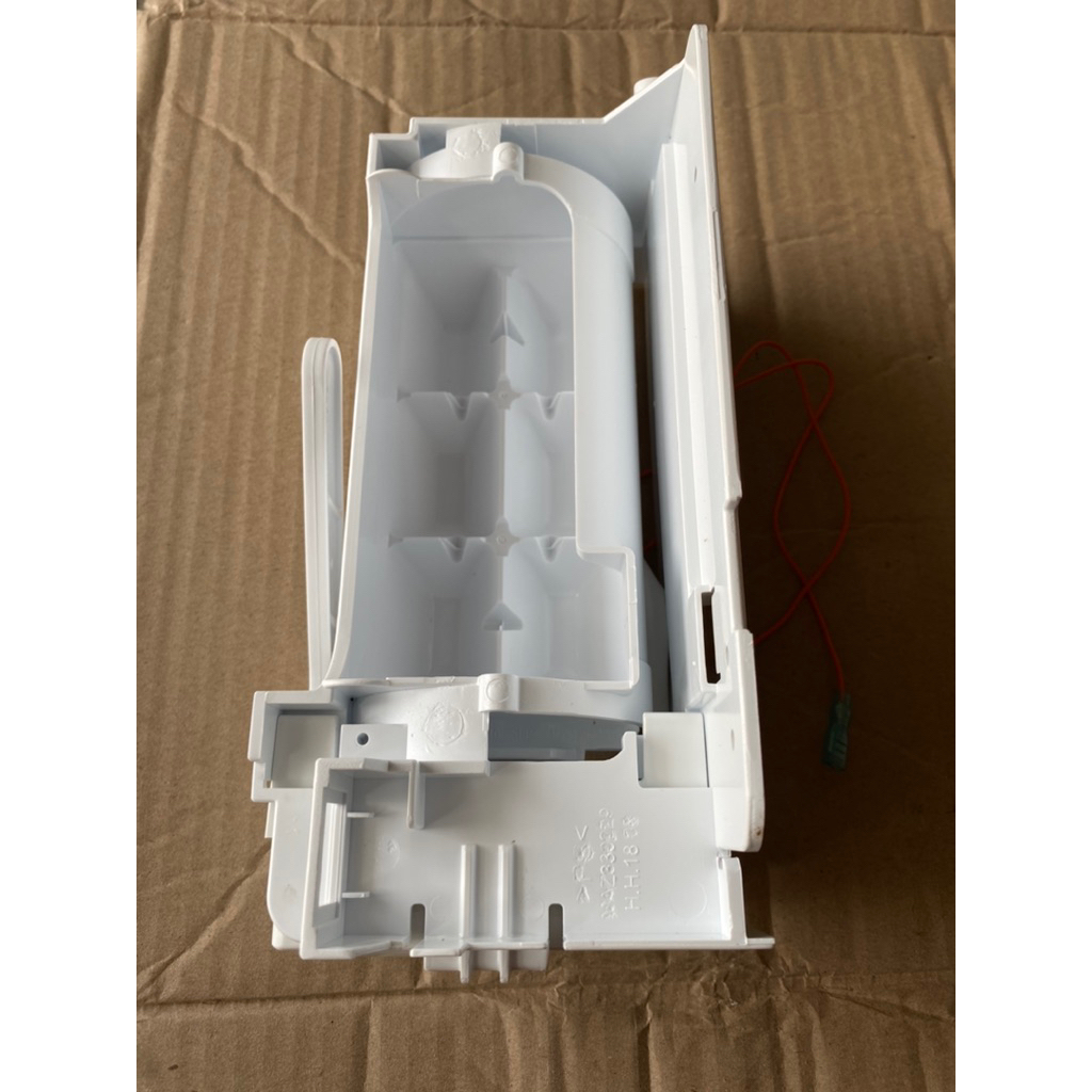 ICE MAKER KULKAS LG INVERTER CETAKAN ES BATU KULKAS LG INVERTEE ORIGINAL