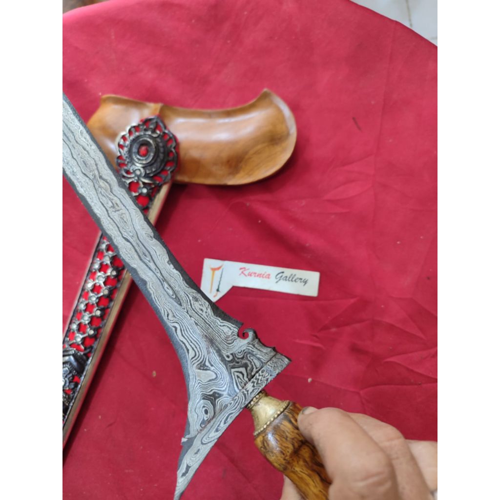 Keris Laler Mengeng pamor Pedaringan Kebak