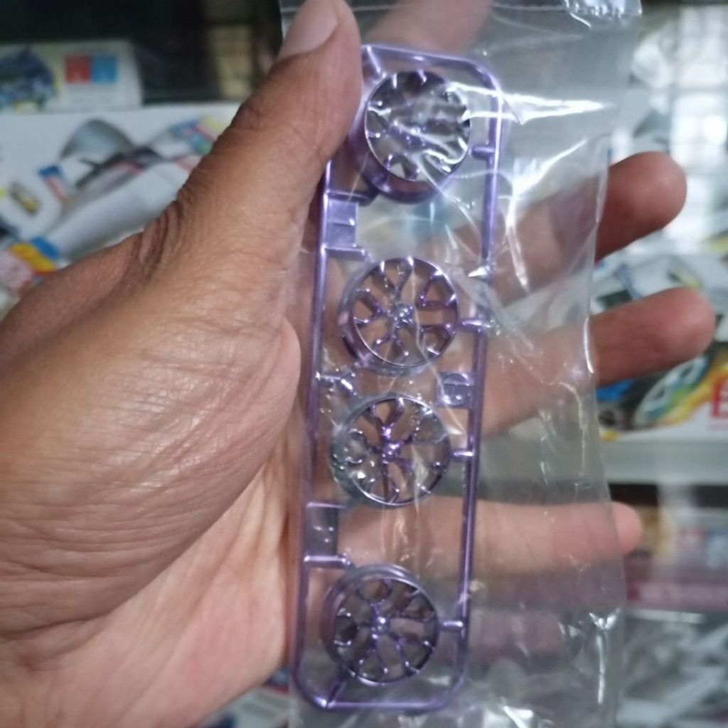 tamiya medium velg Y purple Metallic