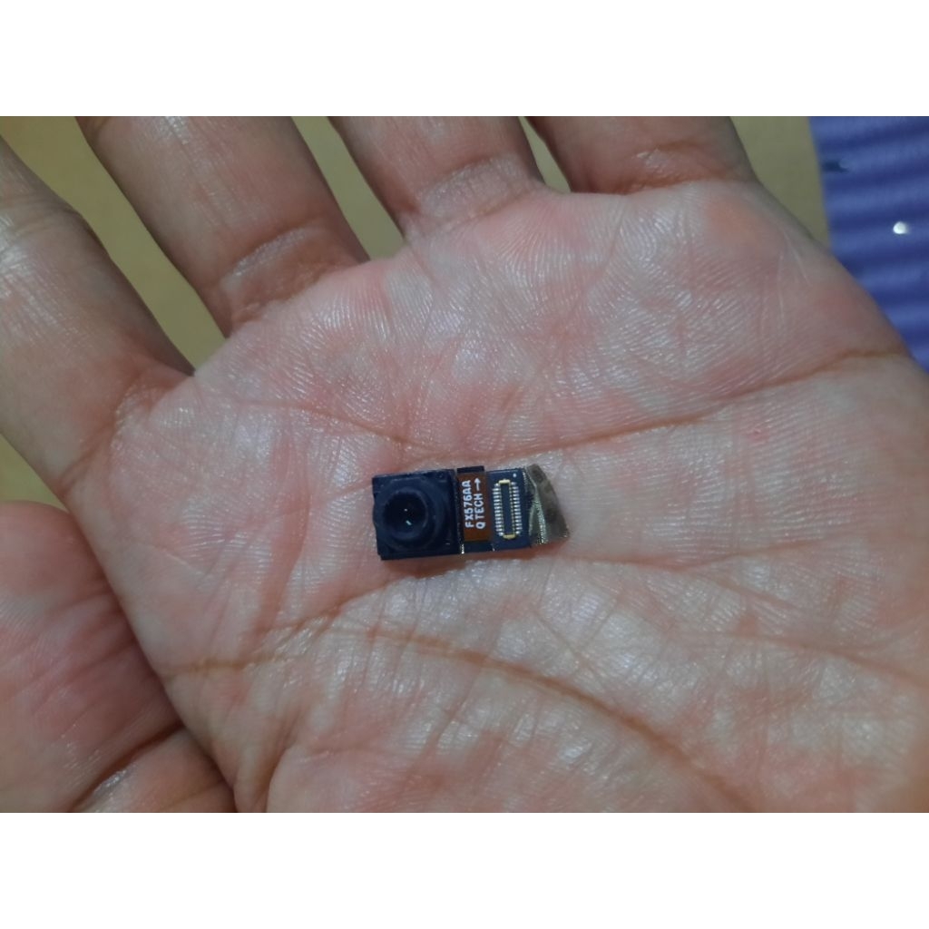 Kamera depan Oppo F7 ori