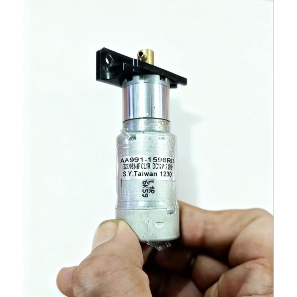 Dinamo Gearbox Motor DC 12V 100Rpm Torsi Tinggi