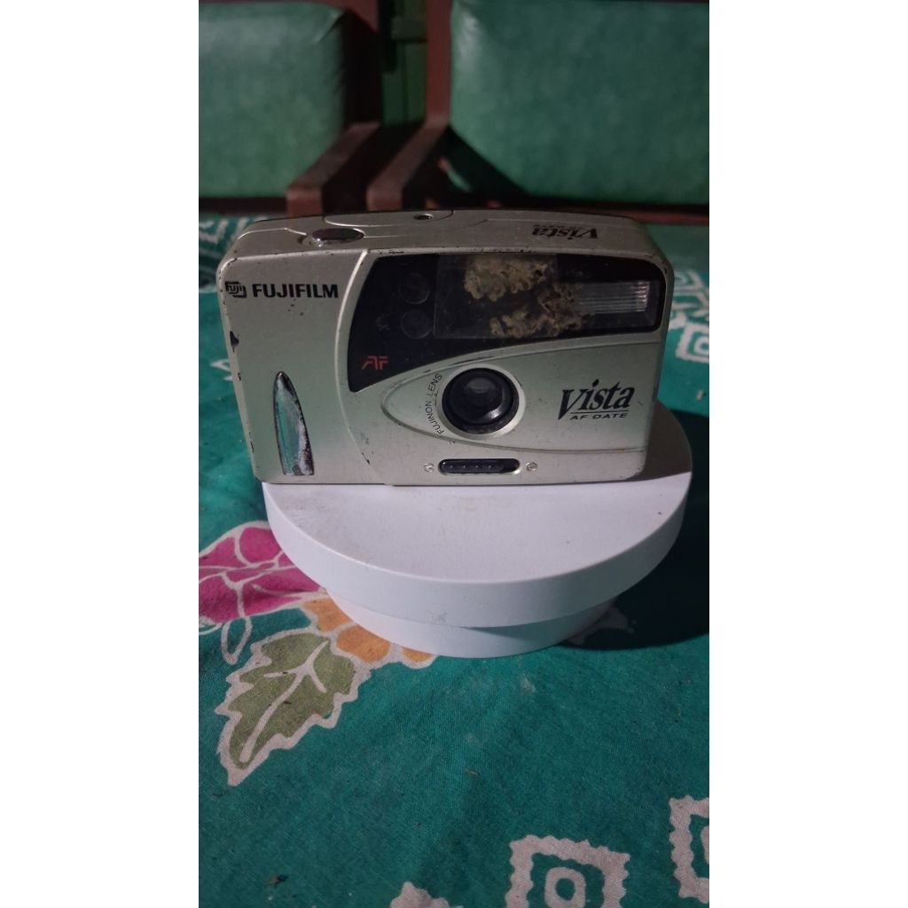 kamera analog VISTA FUJI FILM bekas. barang display koleksi