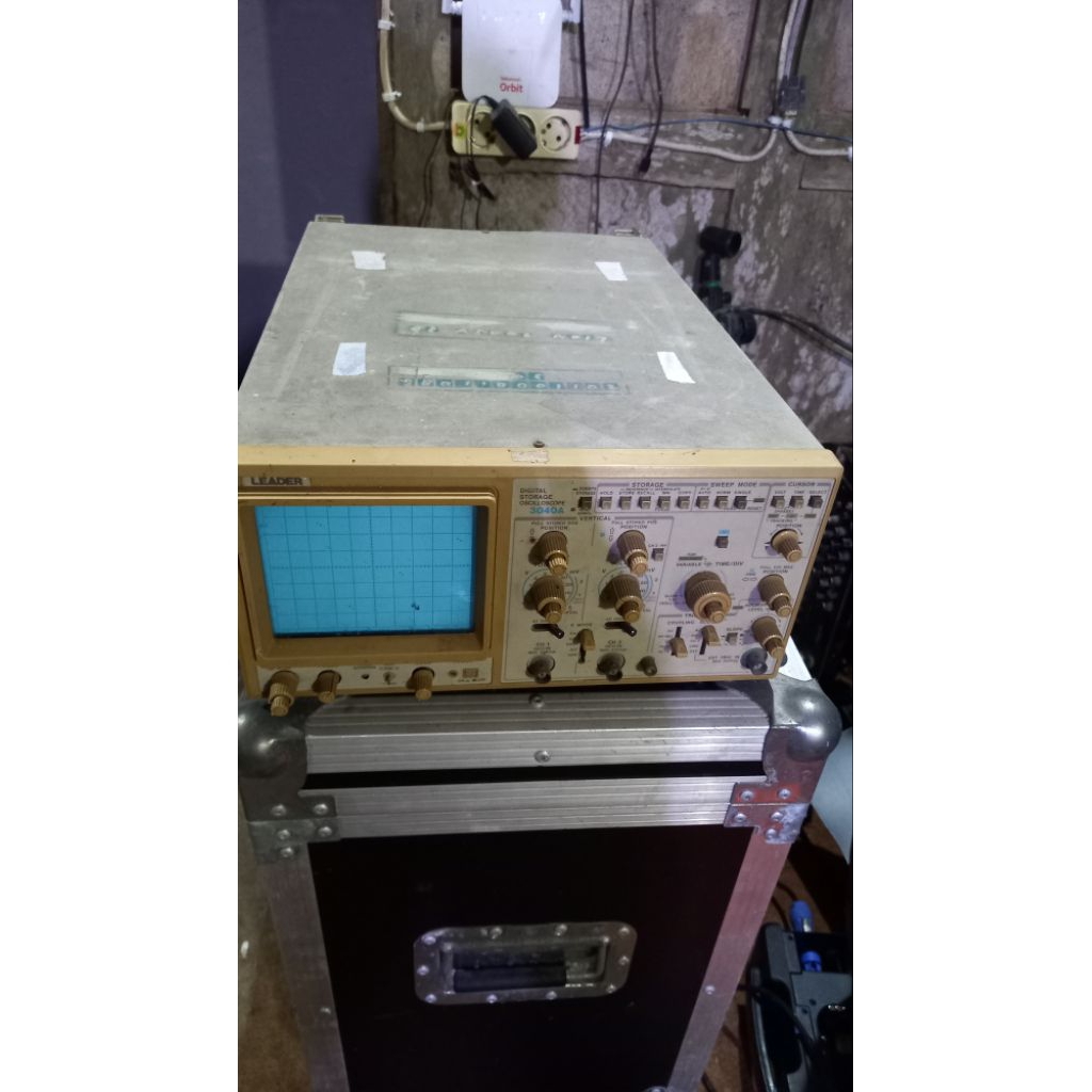 osciloscope leader readout (tidak tampil)
