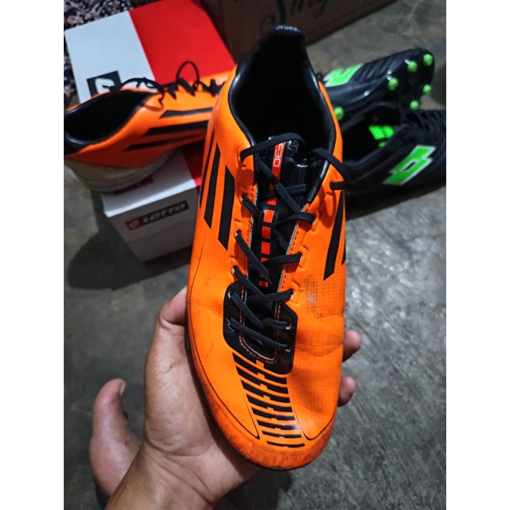 Adidas F30 Orange. .