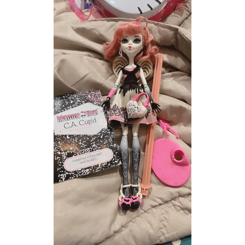 Monster High Doll: C.A Cupid G1