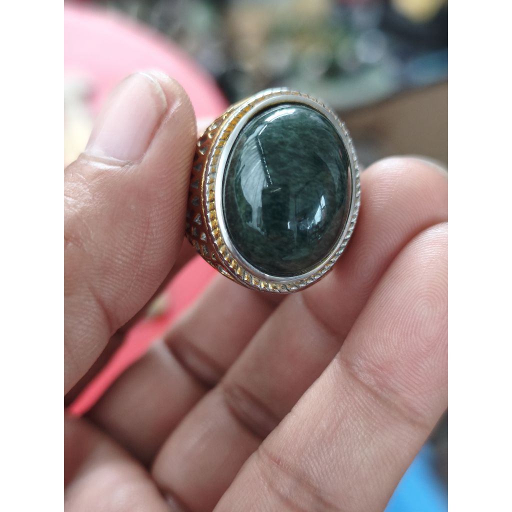 batu cincin giok Papua hijau serat