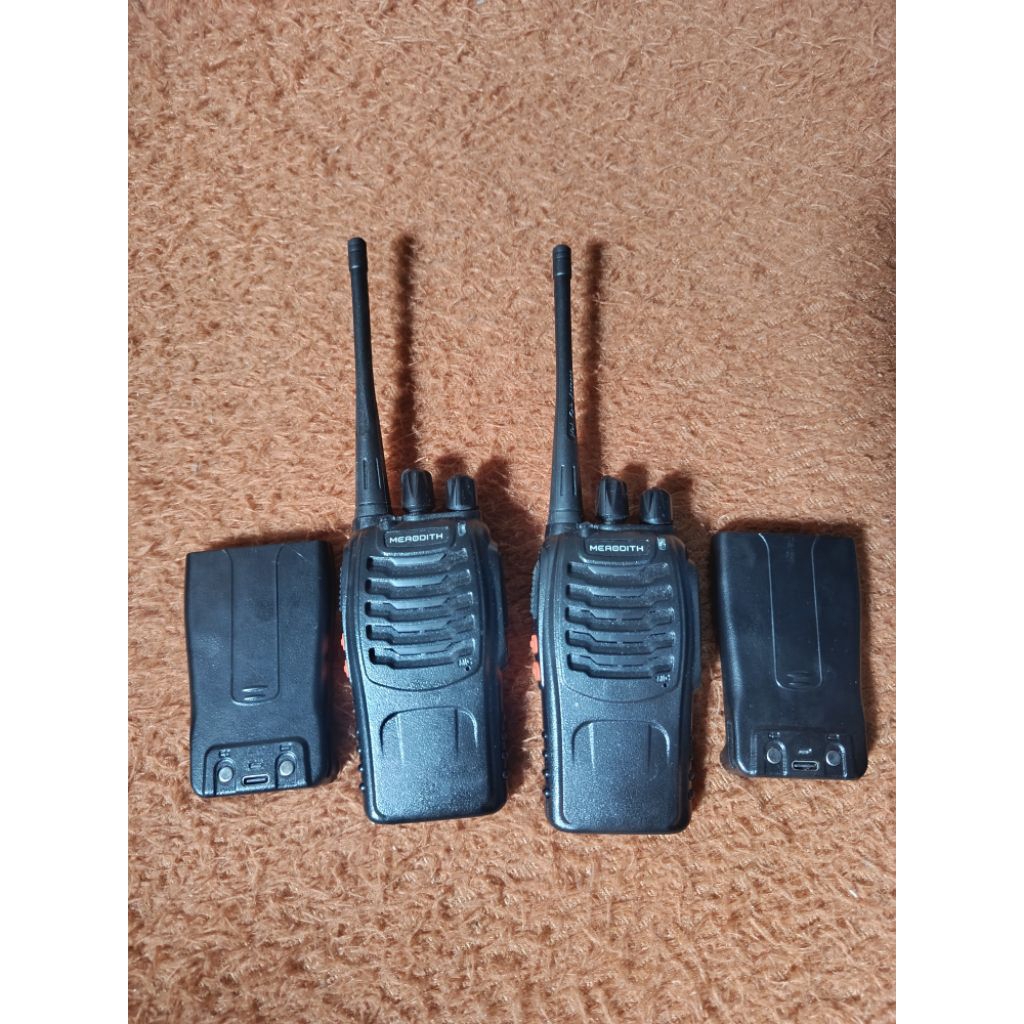 ht walkie talkie merodith jarak 5-10km