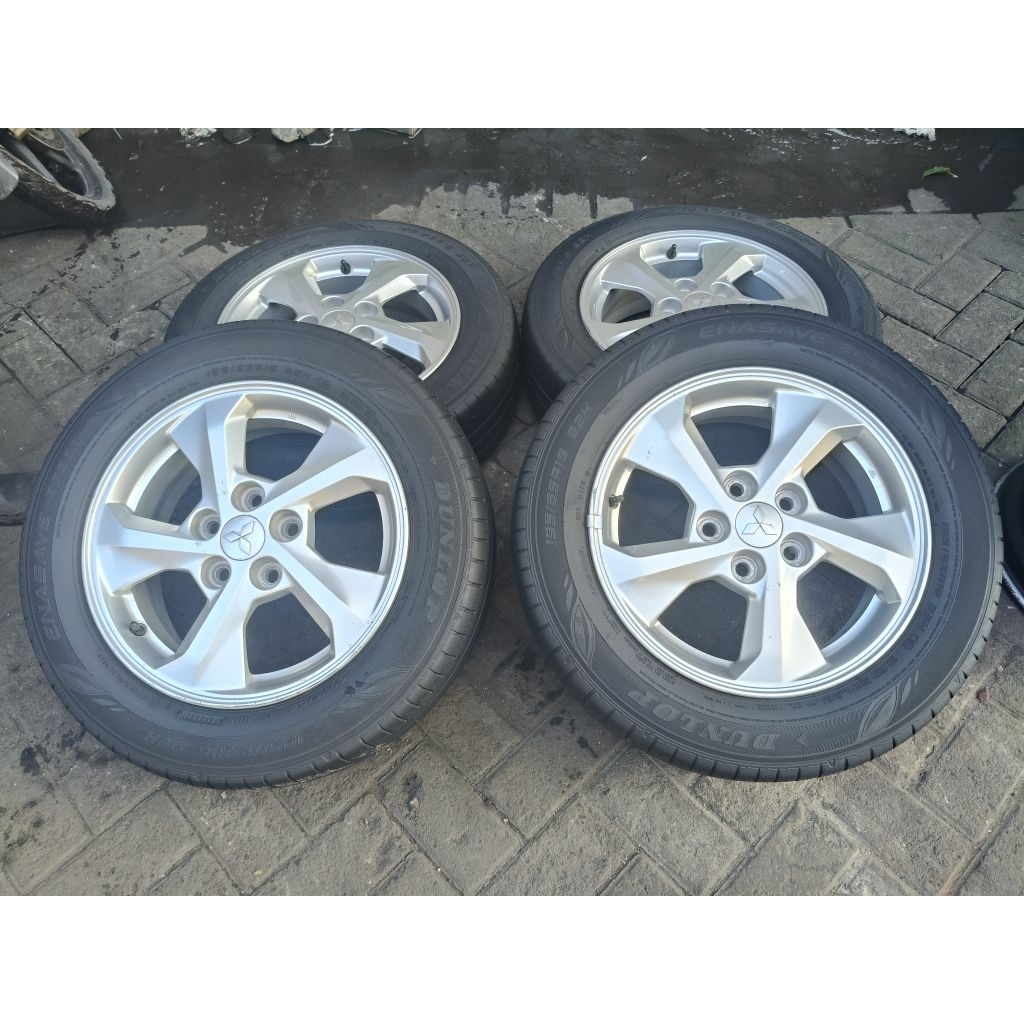 Ban Velg Xpander R16