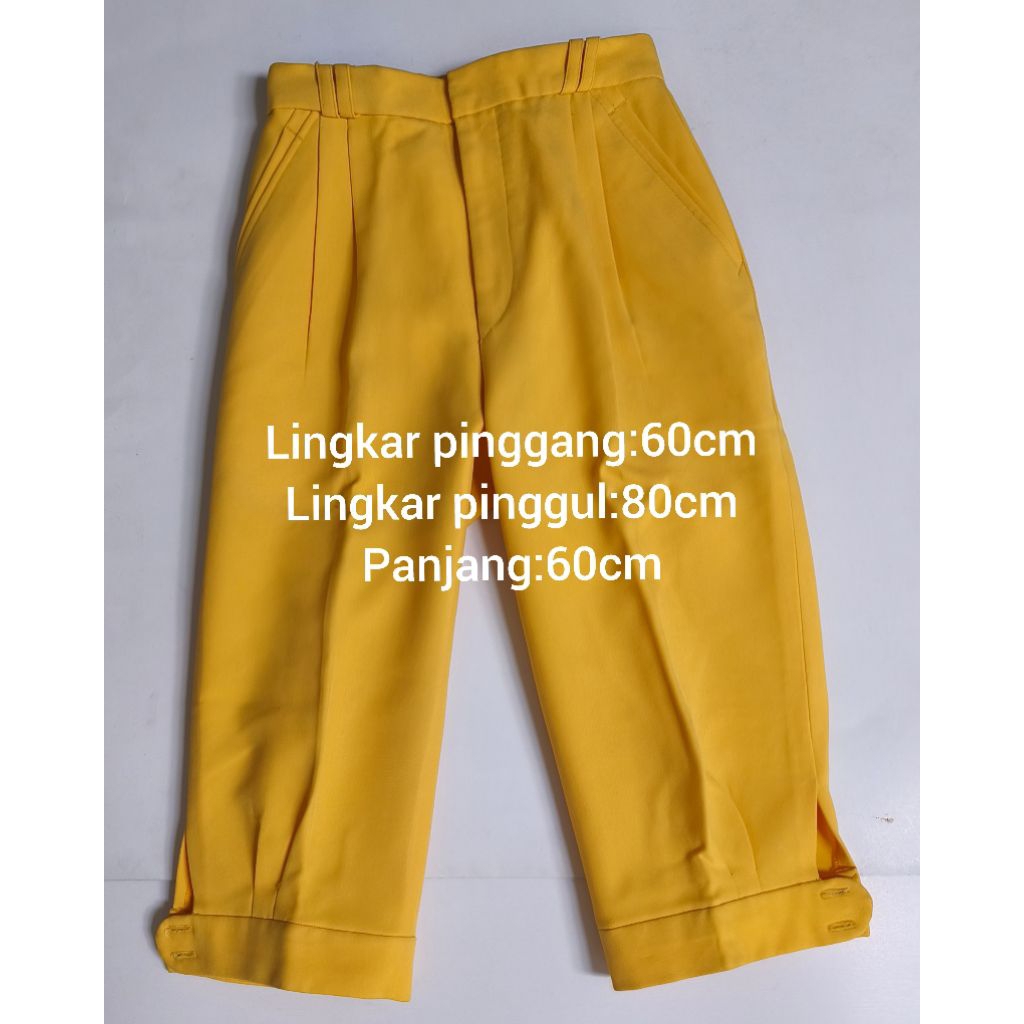Celana sontok wanita kuning(Preloved)