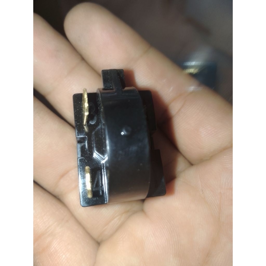 PTC KULKAS KAKI 1 KIRI