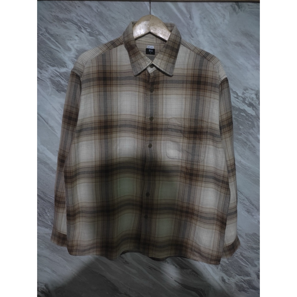 KEMEJA VETERANO UNIQLO