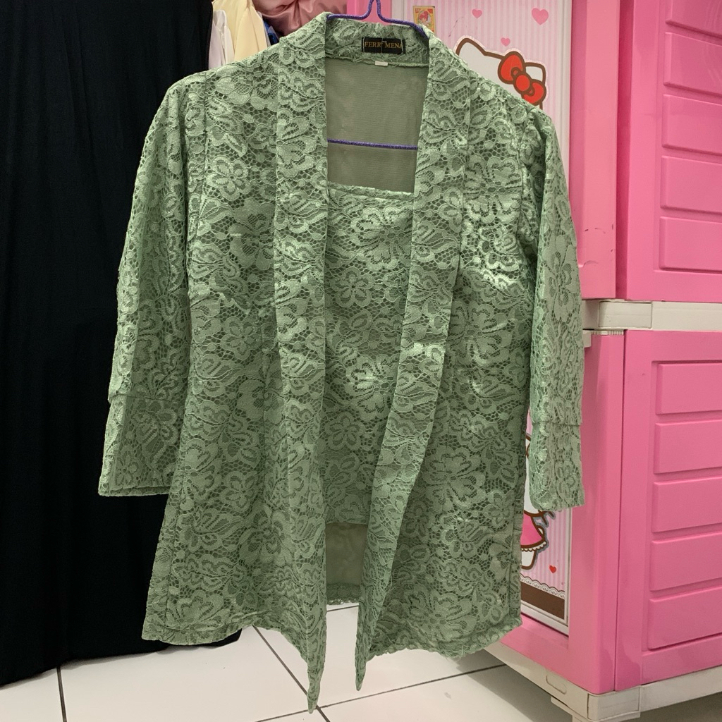 PRELOVED Kebaya Hijau