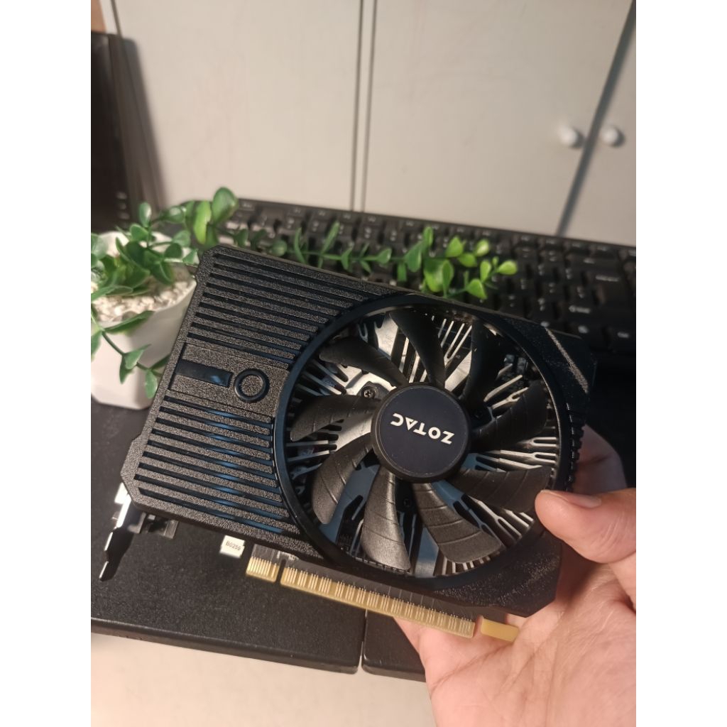 VGA GPU ZOTAC GTX 1050 Non Pin HEMAT DAYA Directx 12 MULUS TERAWAT