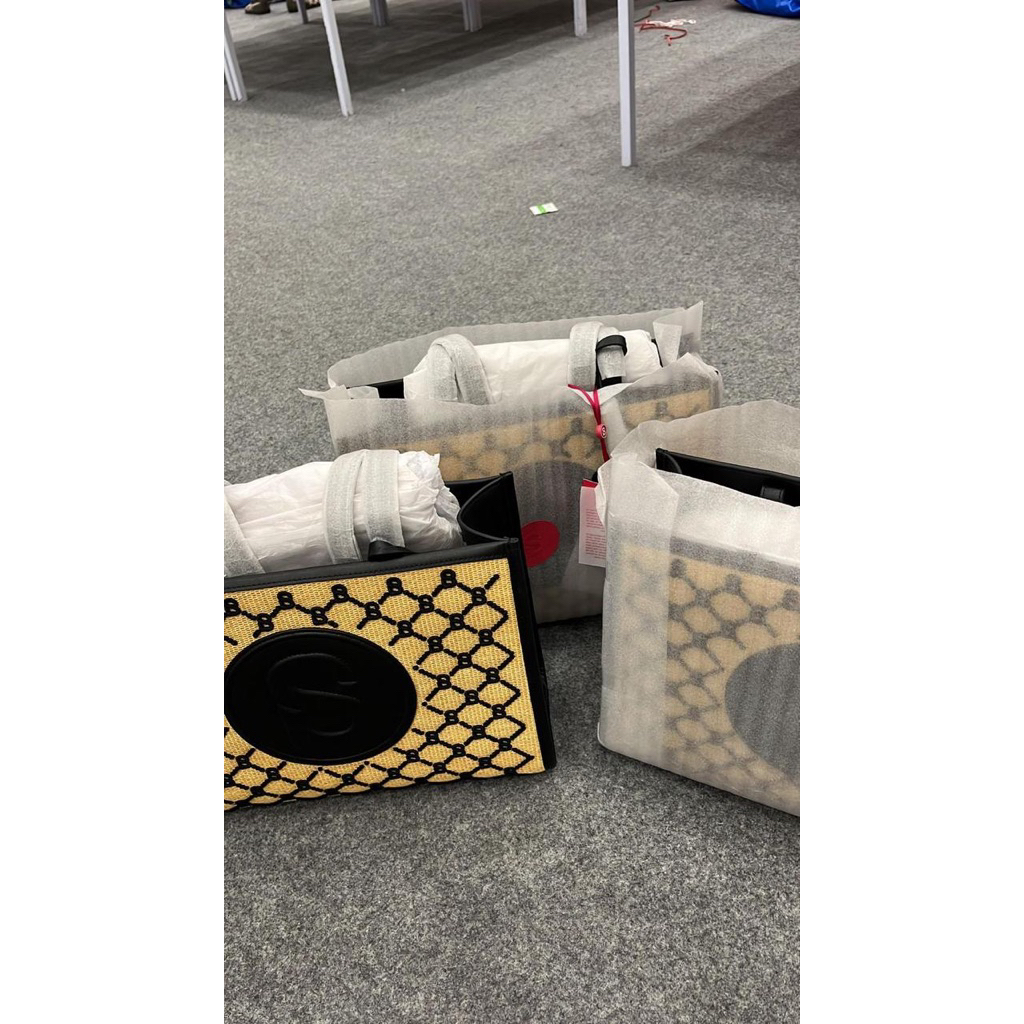 BEVERLY AALIYA TOTE BAG BUTTONSCARVES