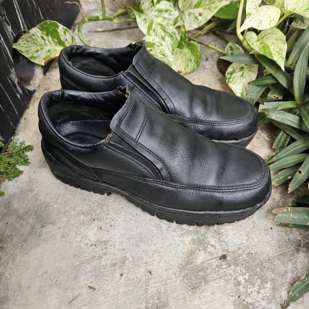 sepatu safety second redwing size 42(27cm)