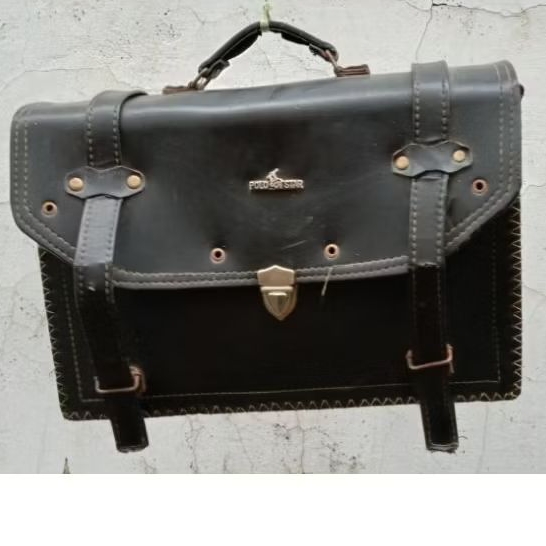 Tas bagasi sepeda Ontel bekas pakai