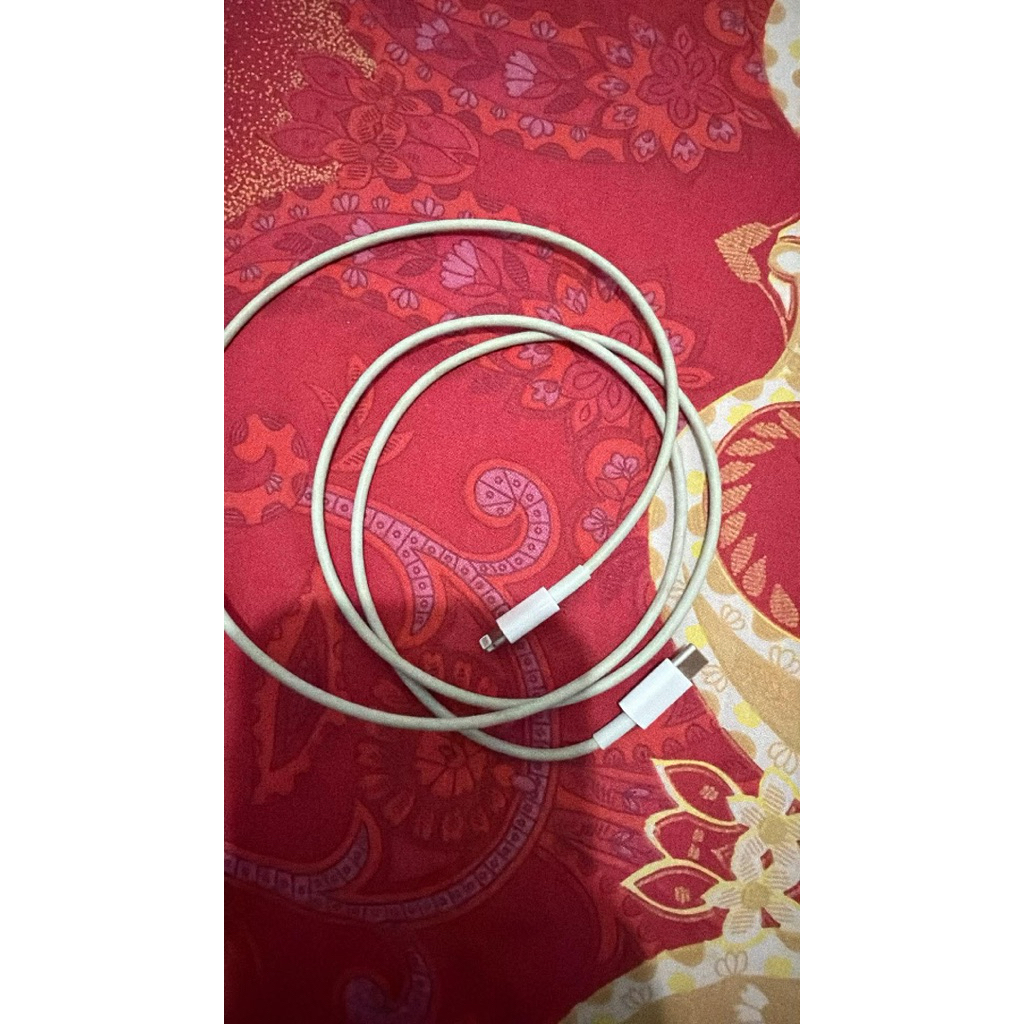 kabel data original bekas iphone 13 ibox