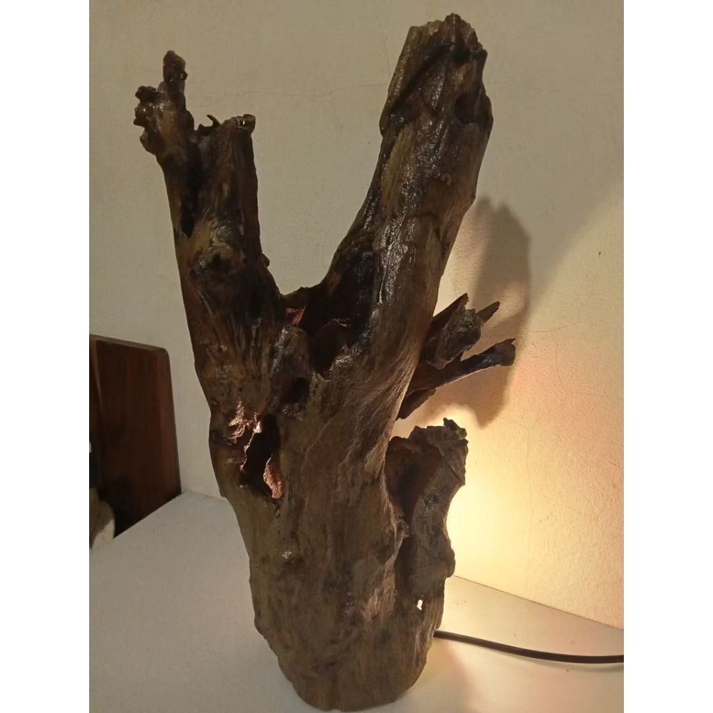 lampu meja lampu hias bahan kayu langka/antik
