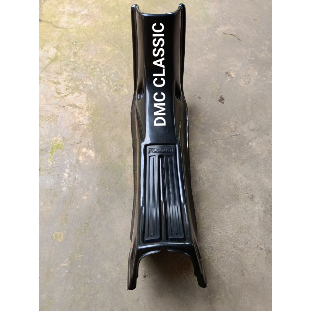 legshield tengah Rc100 leksil tengah SUZUKI Rc80 Rc100 bravo warna hitam