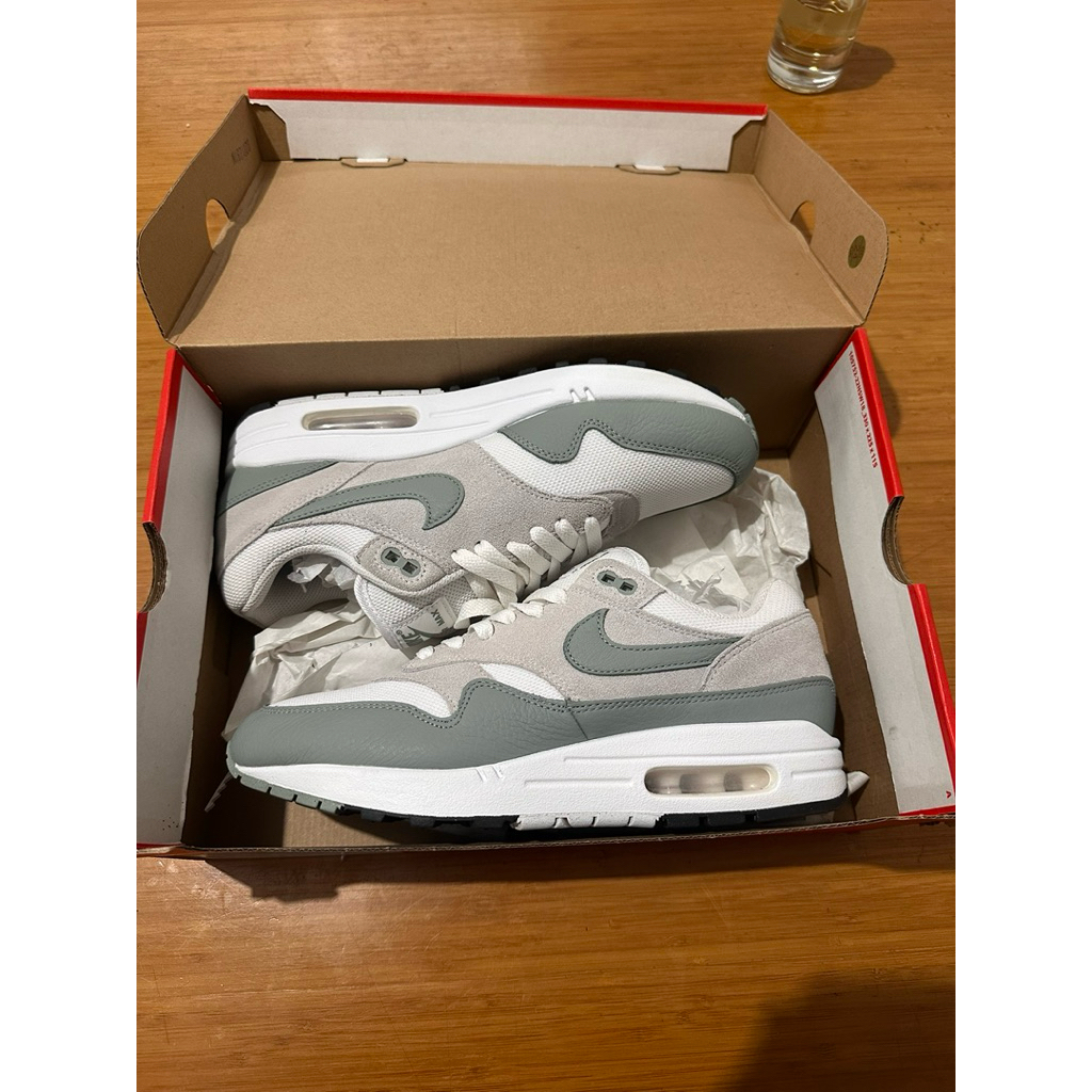Preloved Nike Air Max 1 SC Mica Green