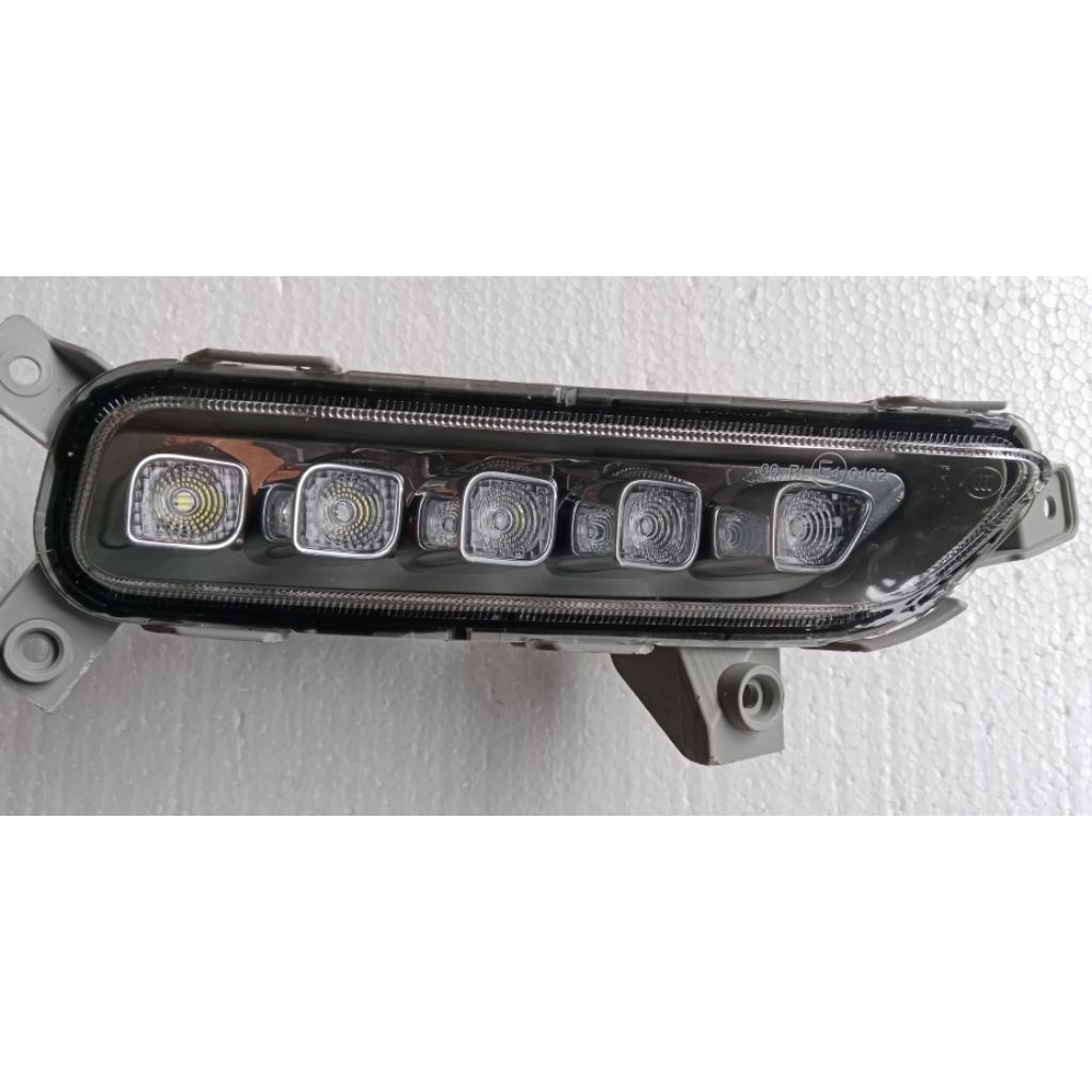 LAMPU DRL WULING CORTEZ. KANAN (RH).