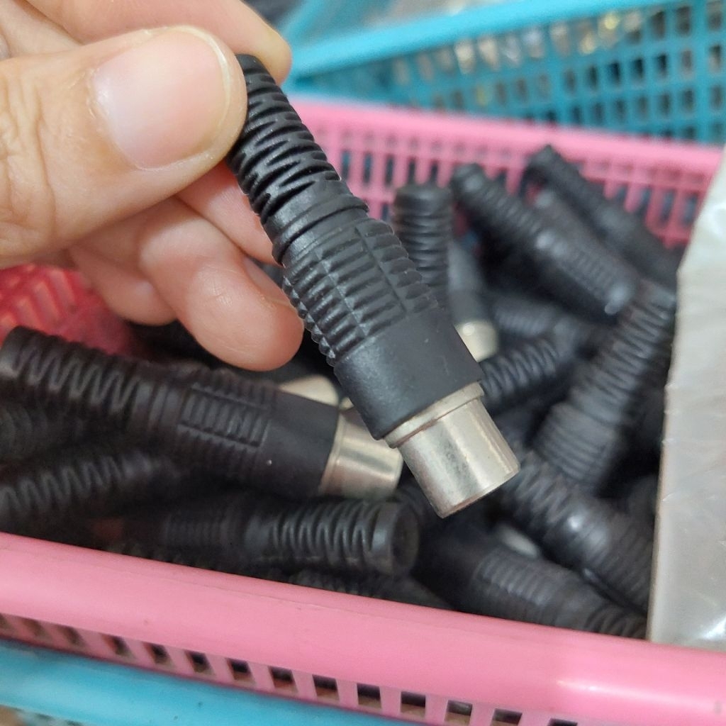 jek antena TV jack untuk antena TV