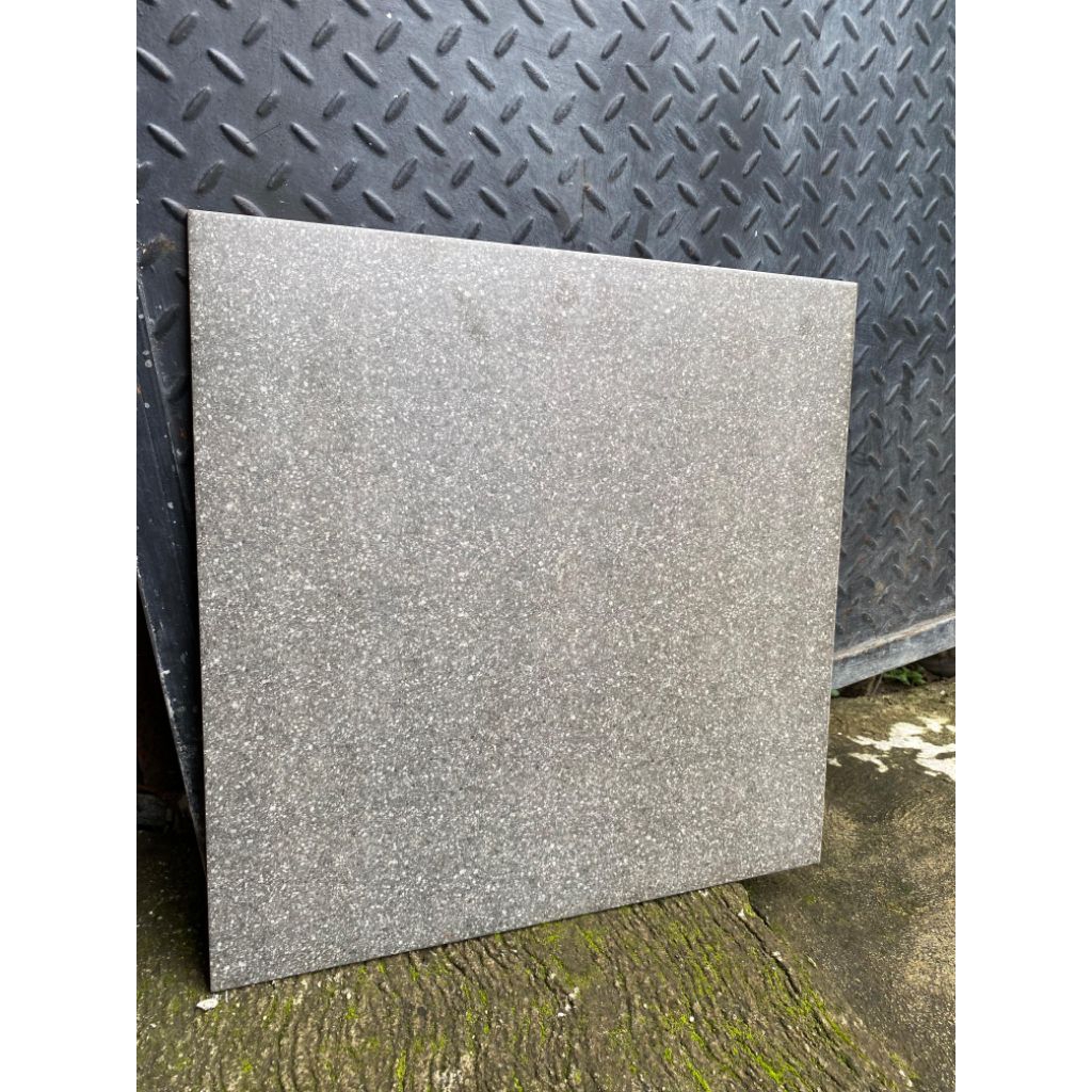 FELIZA D GREY 50X50