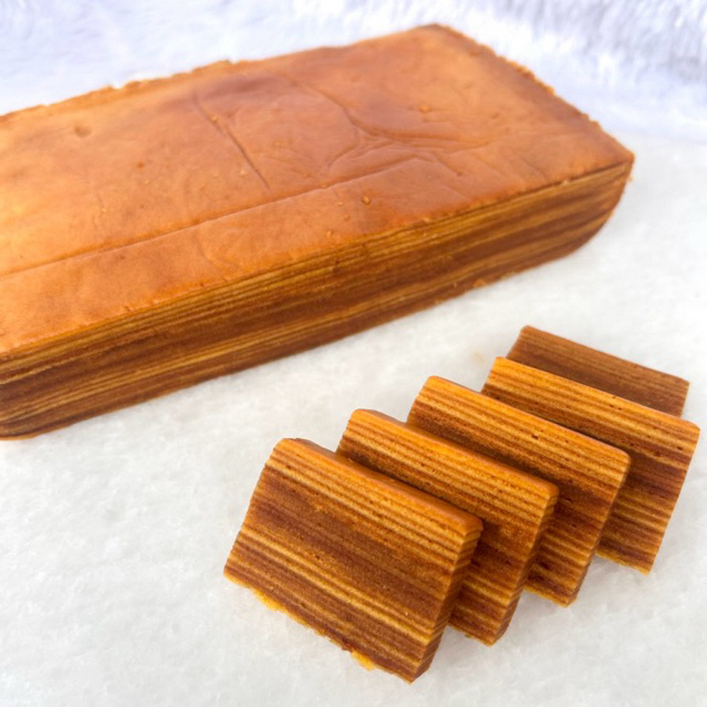 [Lagit by Mami] Kue Lapis Legit Pontianak Half Wisman