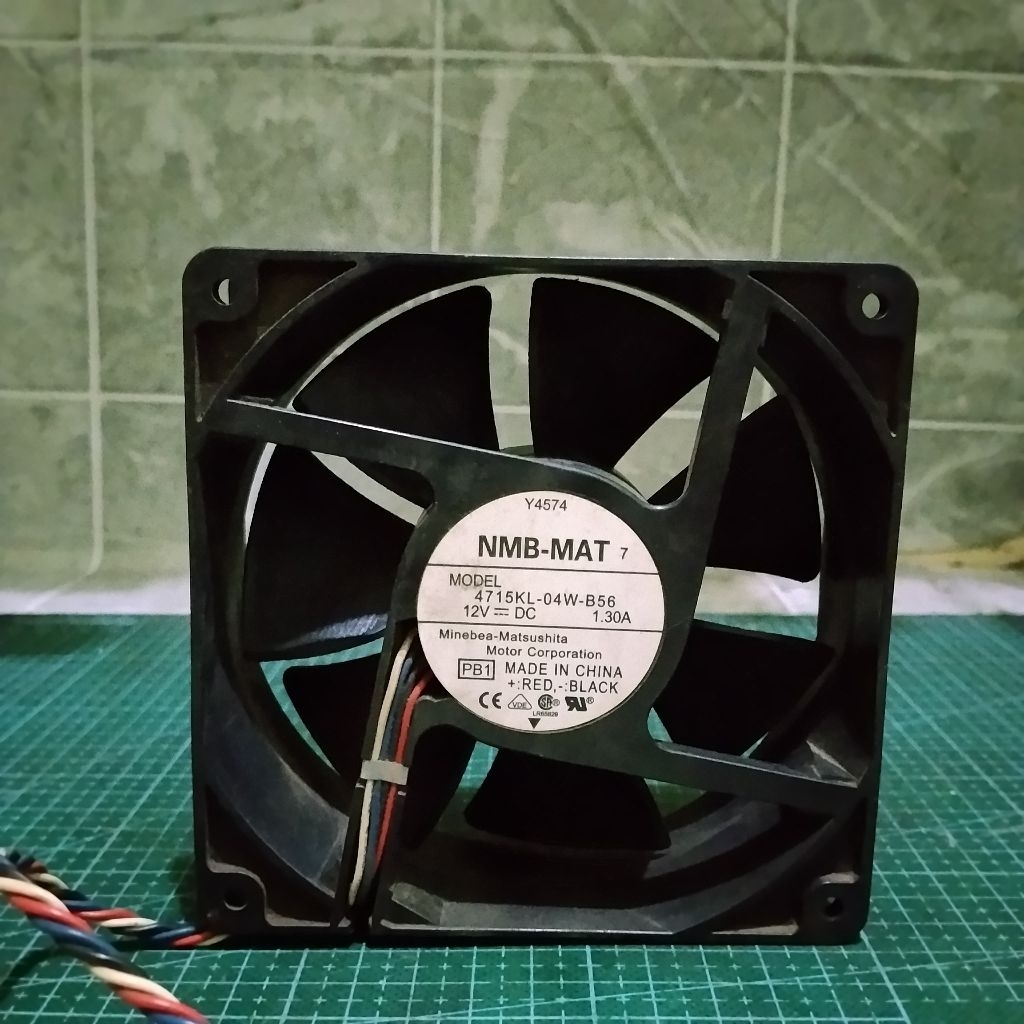 NMB-MAT FAN DC 12CM 12VDC 1.30A 4WIRE FAN DC BUILD UP