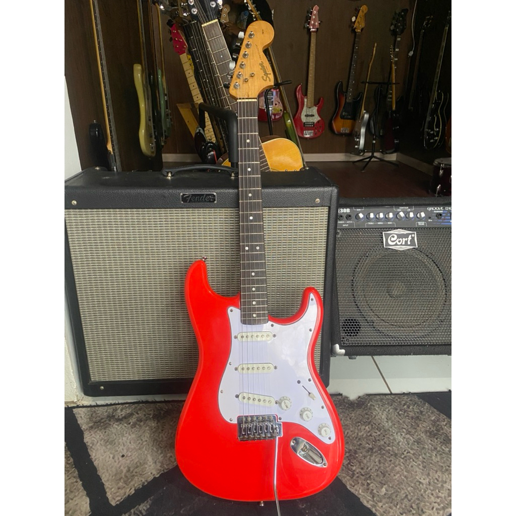 Gitar Squier Stratocaster Affinity