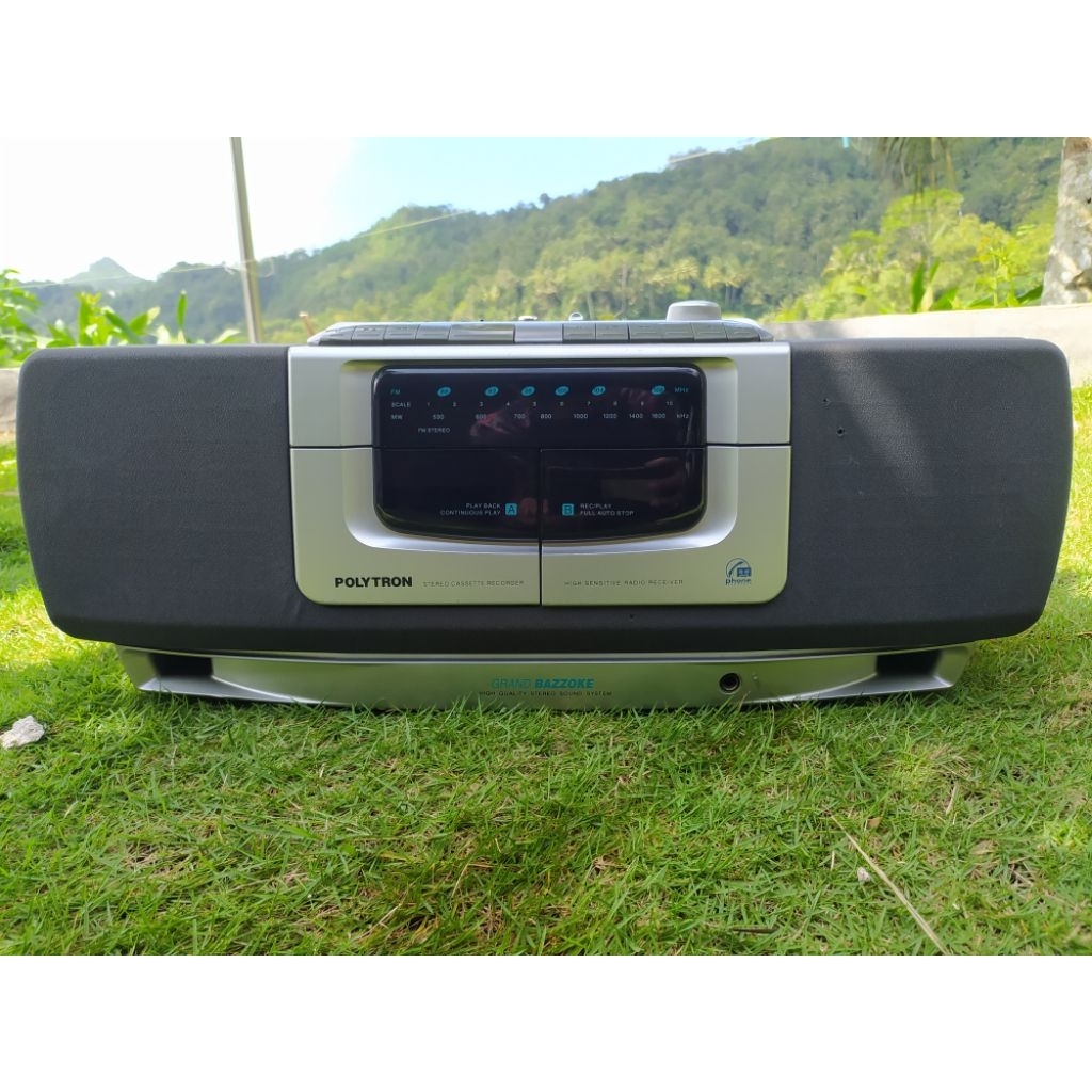 Polytron Grand Bazzoke radio tape jadul