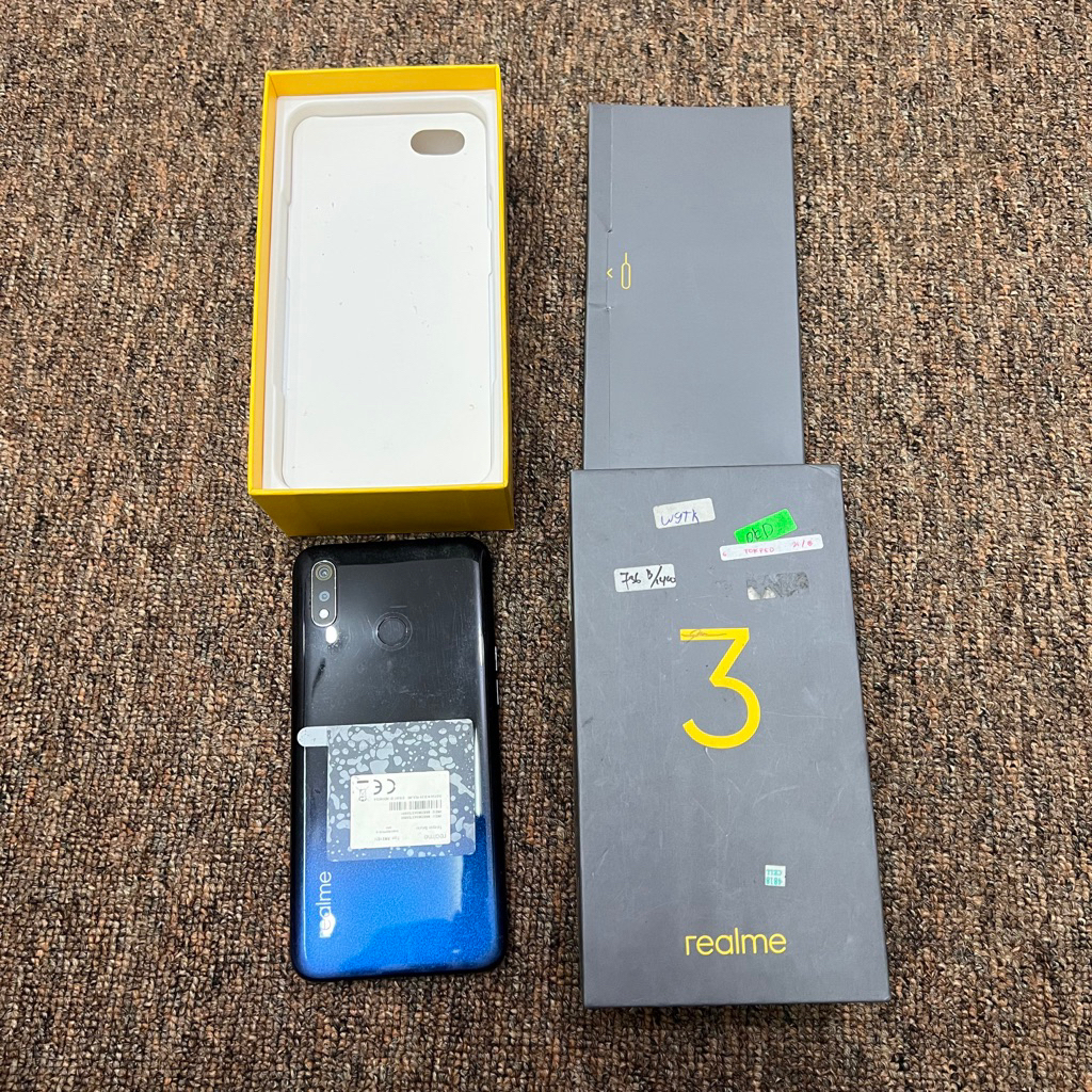 [Exclusive Markas Tuan Penggoda berbagi X GGG CELLULER] Realme 3 3/32 seken Resmi Indonesia